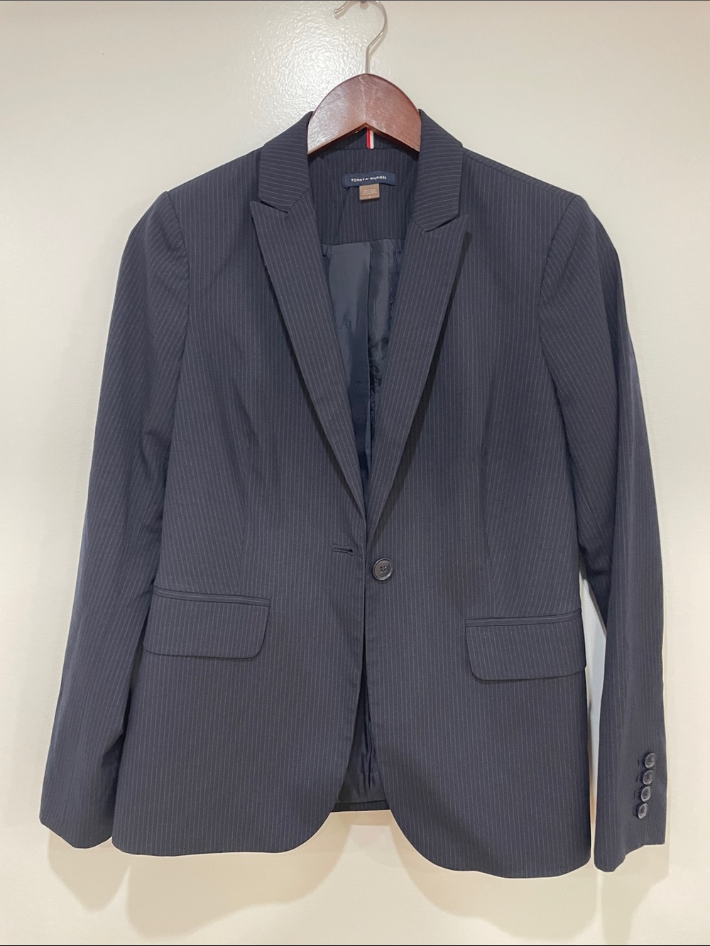 Women’s Tommy Hilfiger office business pinstripe sport coat blazer sz 4